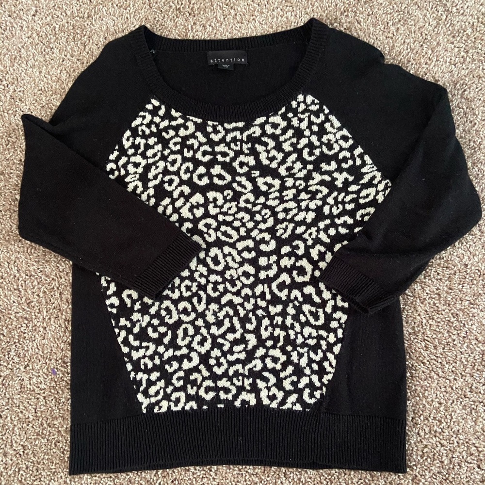 🐆🖤Black Long sleeve light sweater🖤🐆